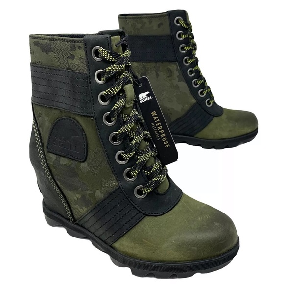 camo sorel boots